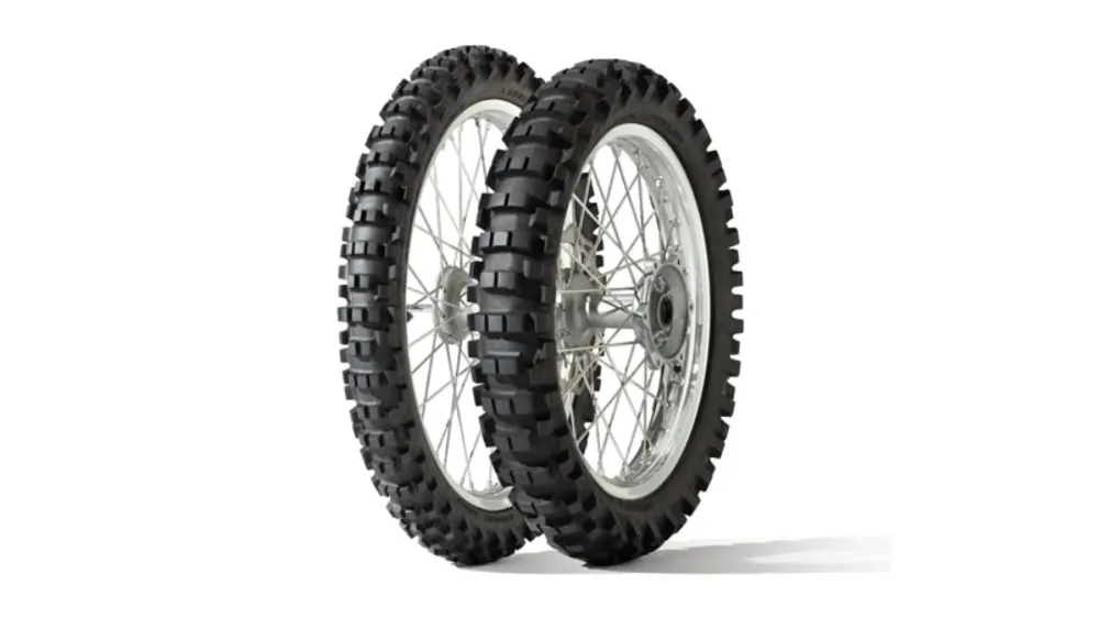 Levný DUNLOP D952 110/90 R18 61M TT