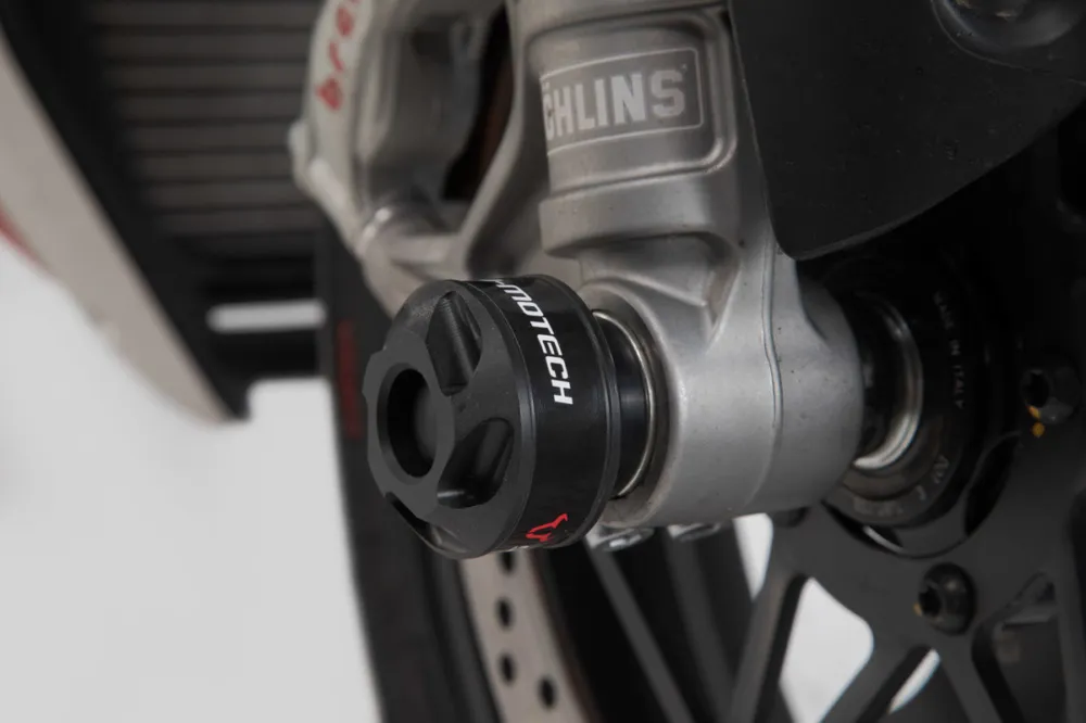 Finální Výprodej Ducati Streetfighter V4 (20-) - protektory na přední osu kola - SW-Motech | HZmoto - vše pro motorkáře a jejich stroje